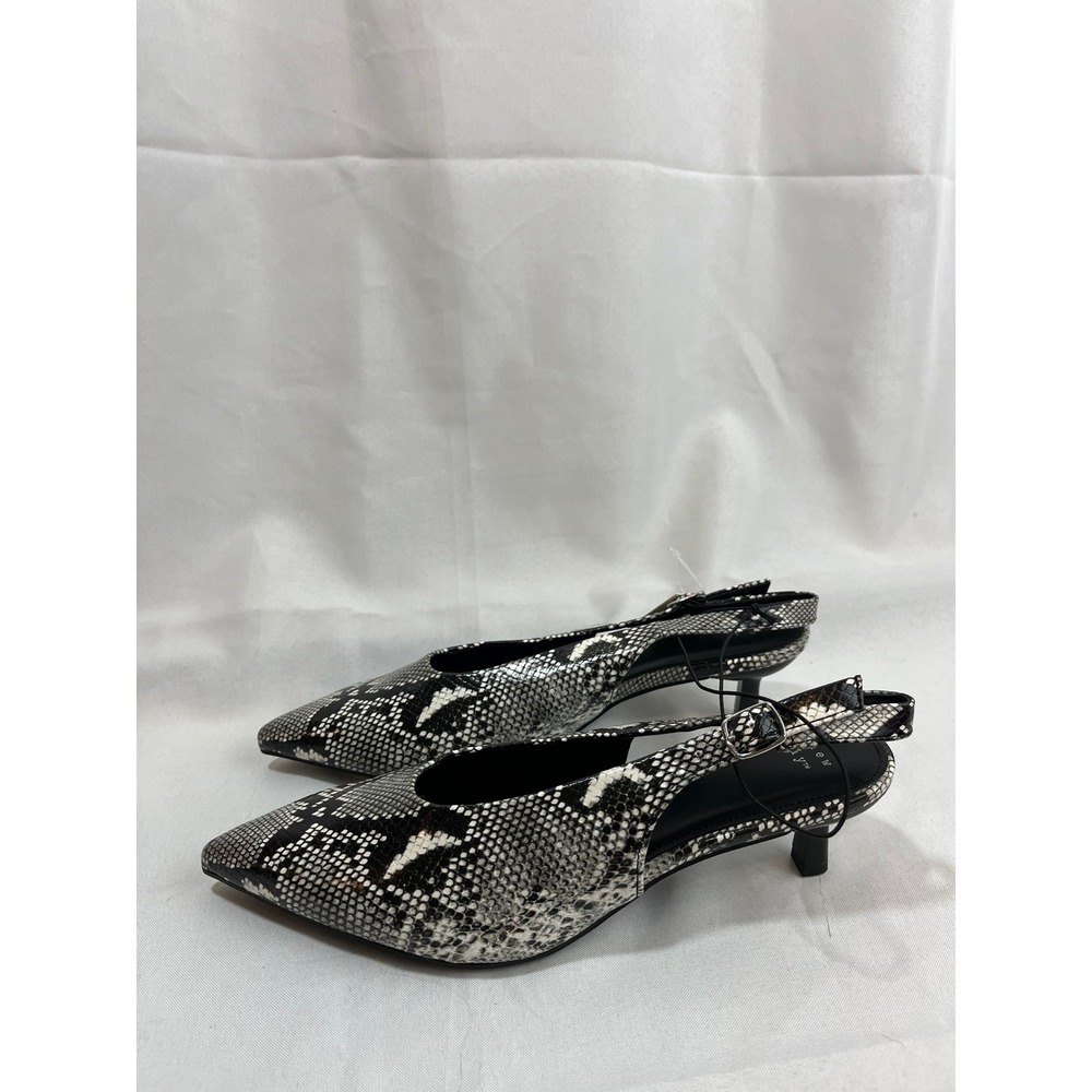 A New Day Womens Snakeskin Print Pointed Toe Slingback Kitten Heels Black White